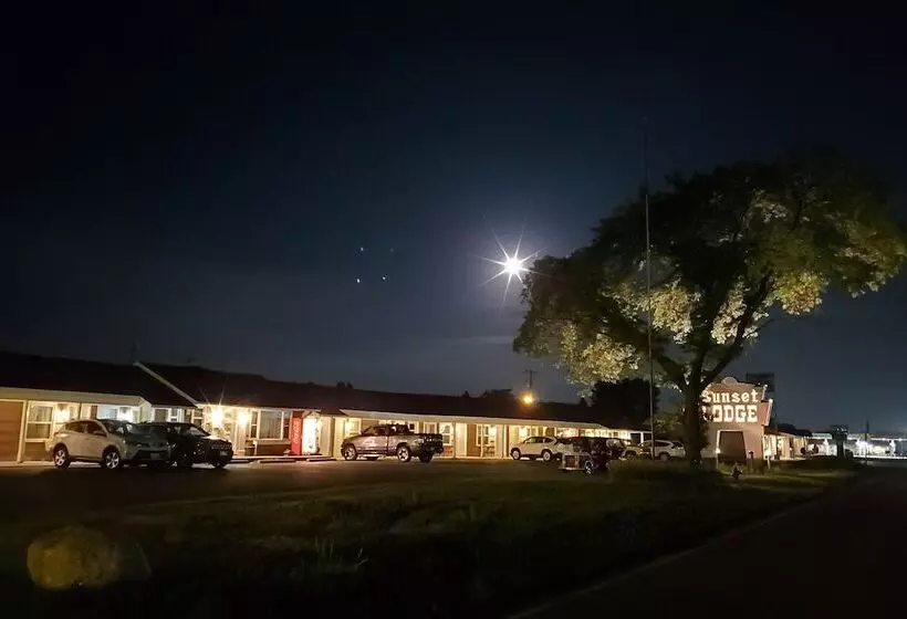 ホテル Sunset Lodge Escanaba