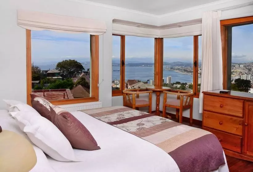 Hotelli Sutherland House