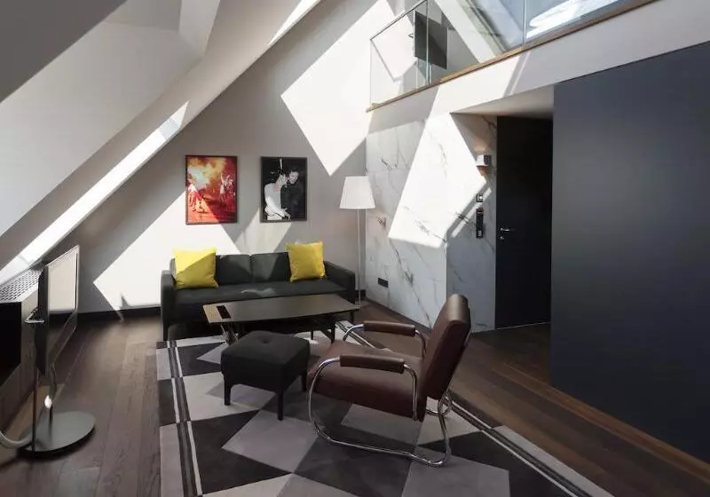 هتل The Guesthouse Vienna