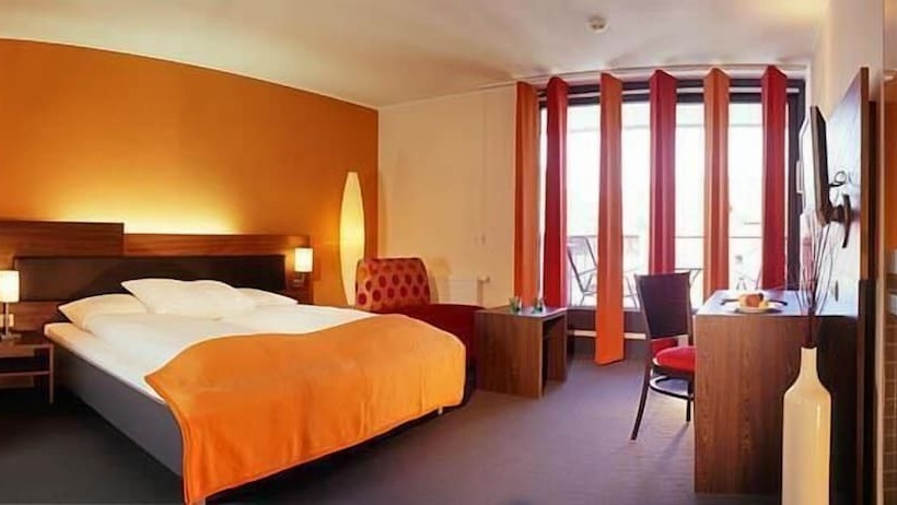 Josl Mountain Lounging Hotel   Adults Only!