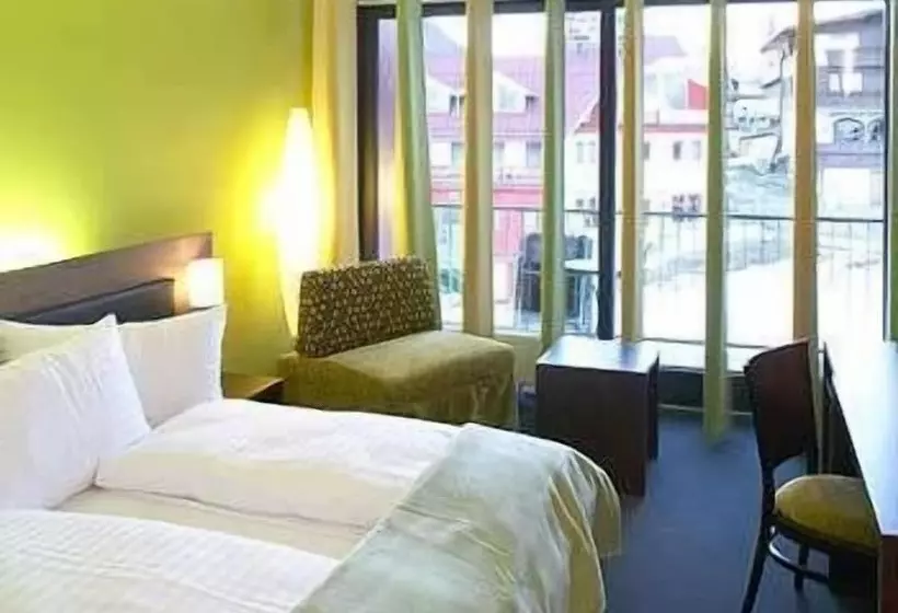 Josl Mountain Lounging Hotel Adults Only!