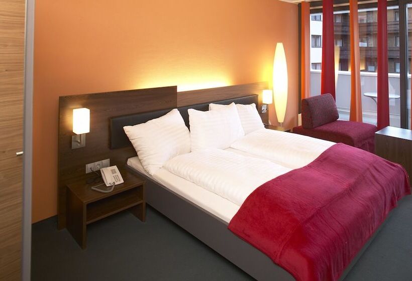 Josl Mountain Lounging Hotel   Adults Only!