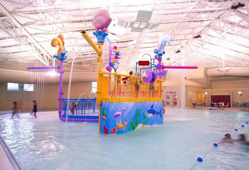 King's Pointe Waterpark Resort