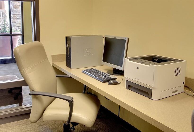 King's Pointe Waterpark Resort