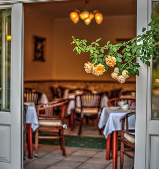 Landhotel Schwarzer Adler