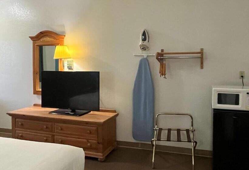 Motel 6 Portland, In