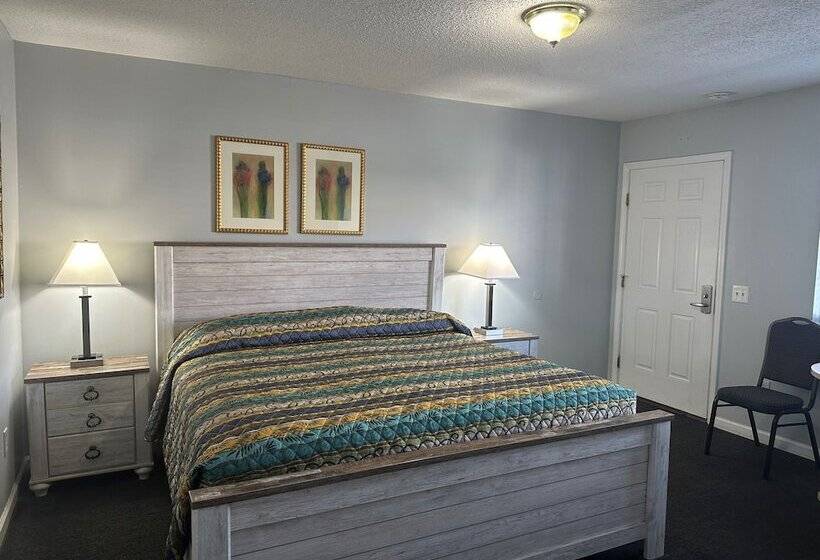 Мотель Pirates Cove