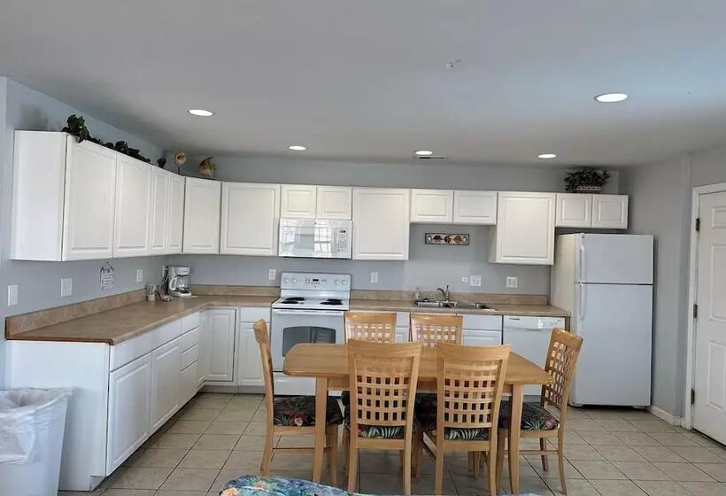 汽车旅馆 Pirates Cove