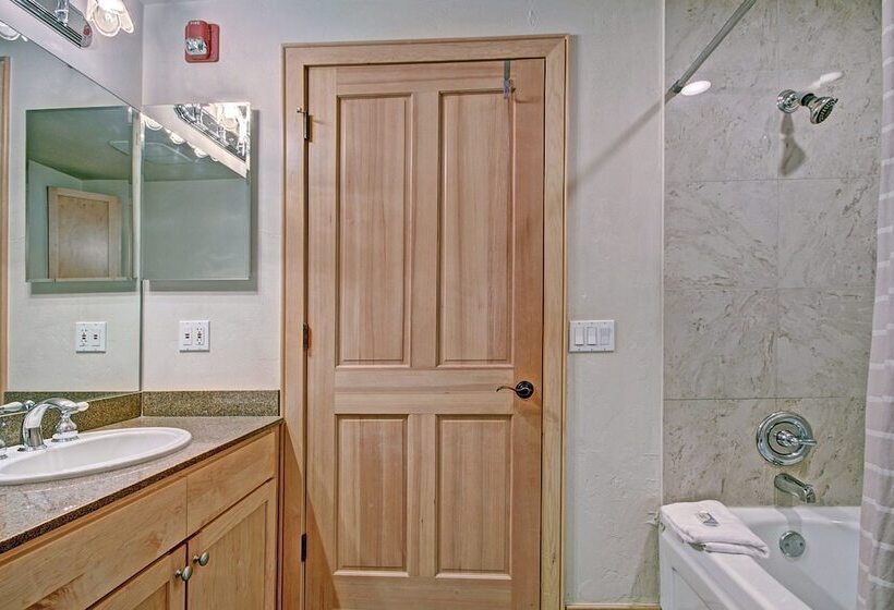 Park Avenue Lofts By Great Western Lodging