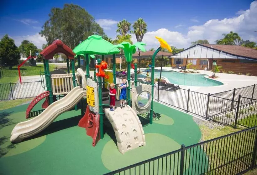 리조트 Lakeside Forster Holiday Park And Village