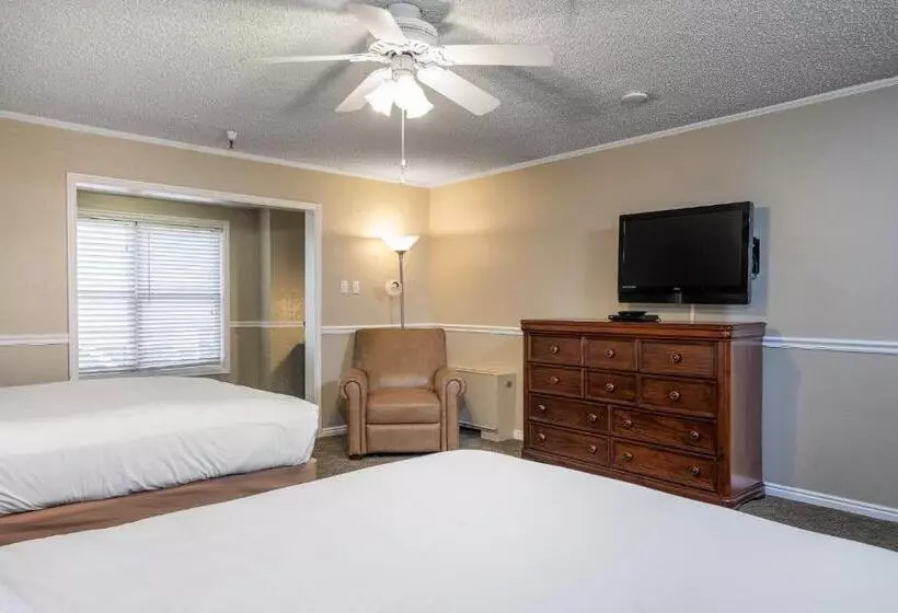 استراحتگاه Sweetwater Lift Lodge