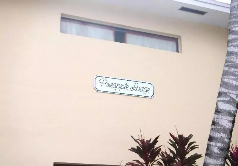 Kurort Waterside Inn On The Beach