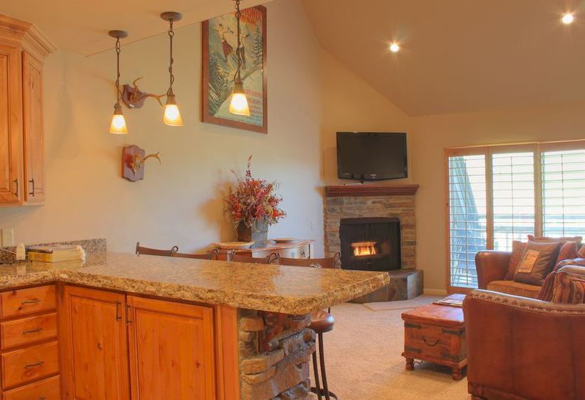 The Lodge At The Mountain Village By All Seasons Resort Lodging