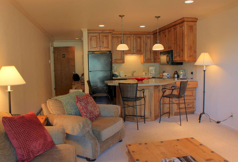 The Lodge At The Mountain Village By All Seasons Resort Lodging