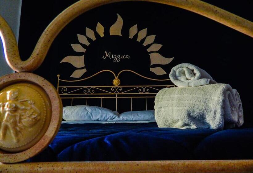 مبيت وإفطار Camurria