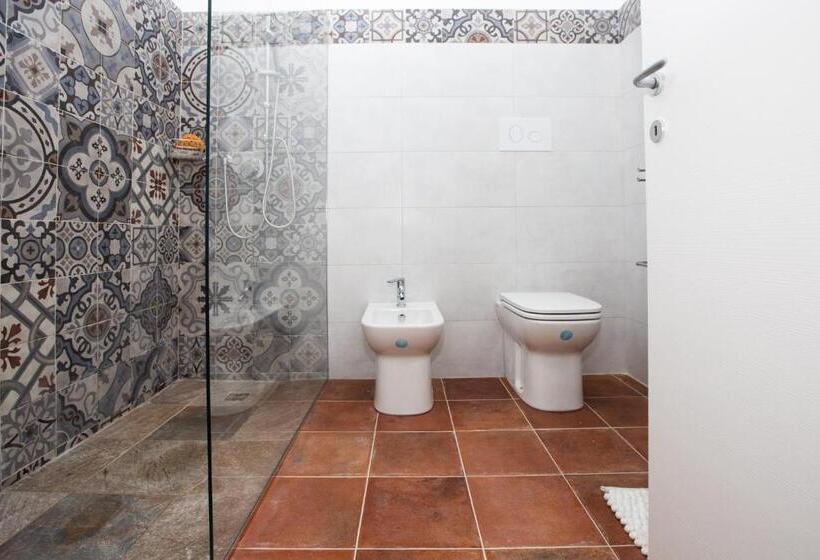 مبيت وإفطار Camurria