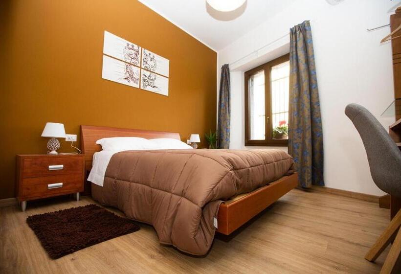 مبيت وإفطار Camurria