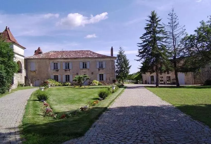 تختخواب و صبحانه Domaine De Monplaisir