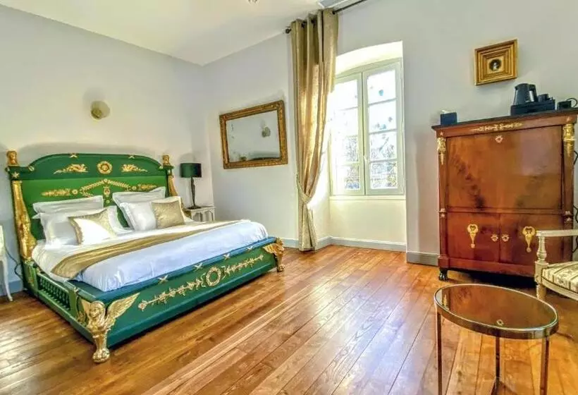 تختخواب و صبحانه Domaine De Monplaisir