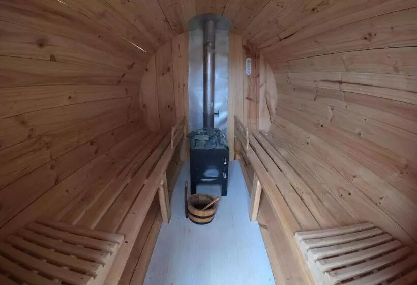 تختخواب و صبحانه Esfera Pichilemu   Lodge