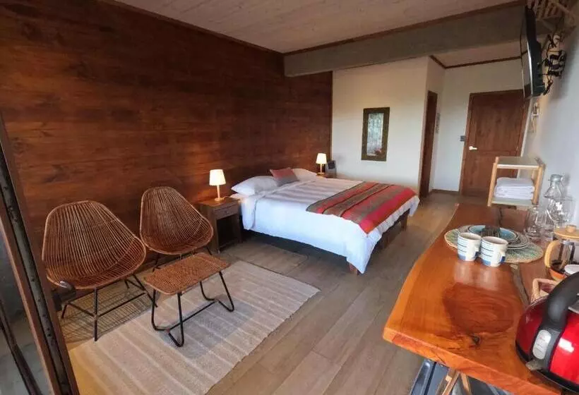 تختخواب و صبحانه Esfera Pichilemu   Lodge
