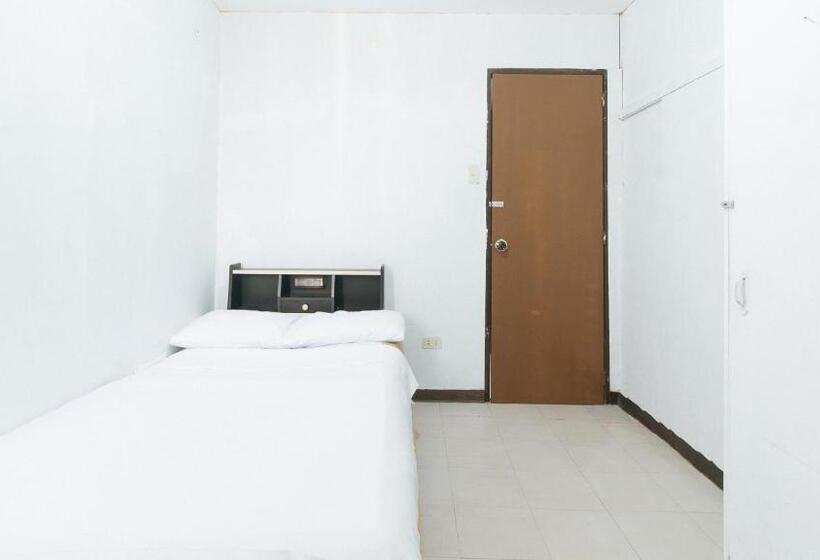 酒店 Cristian Jay Dormitory By Reddoorz