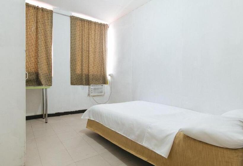 酒店 Cristian Jay Dormitory By Reddoorz