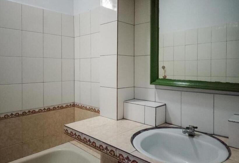 ホテル Daton House Near Bali Zoo Ubud Mitra Reddoorz