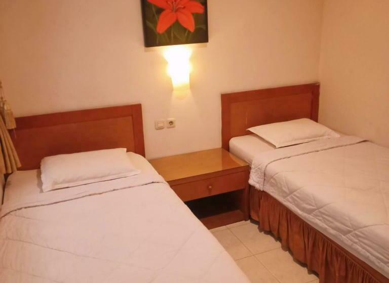 בית מלון כפרי Flamboyan