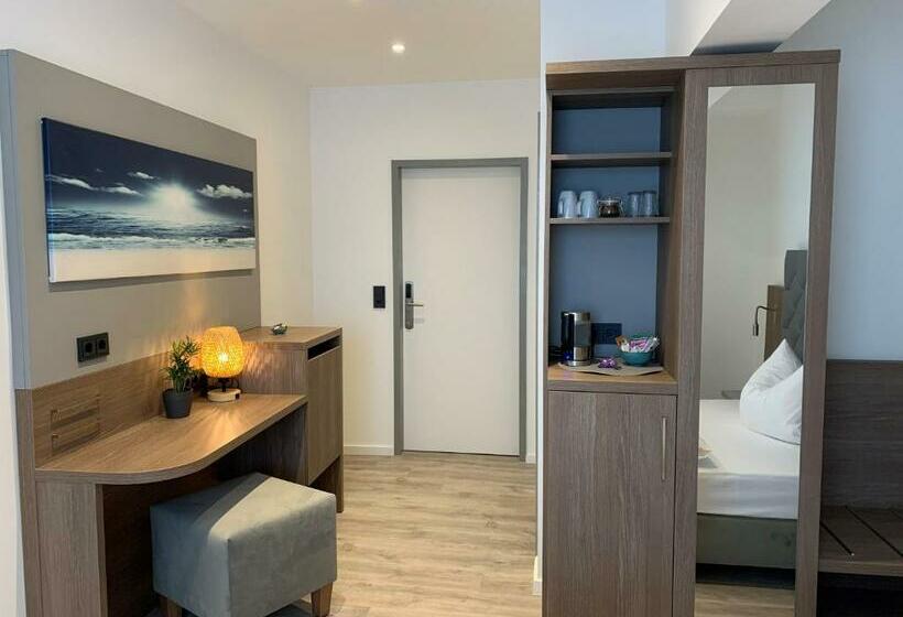 هتل Gästehaus Freches Perlhuhn