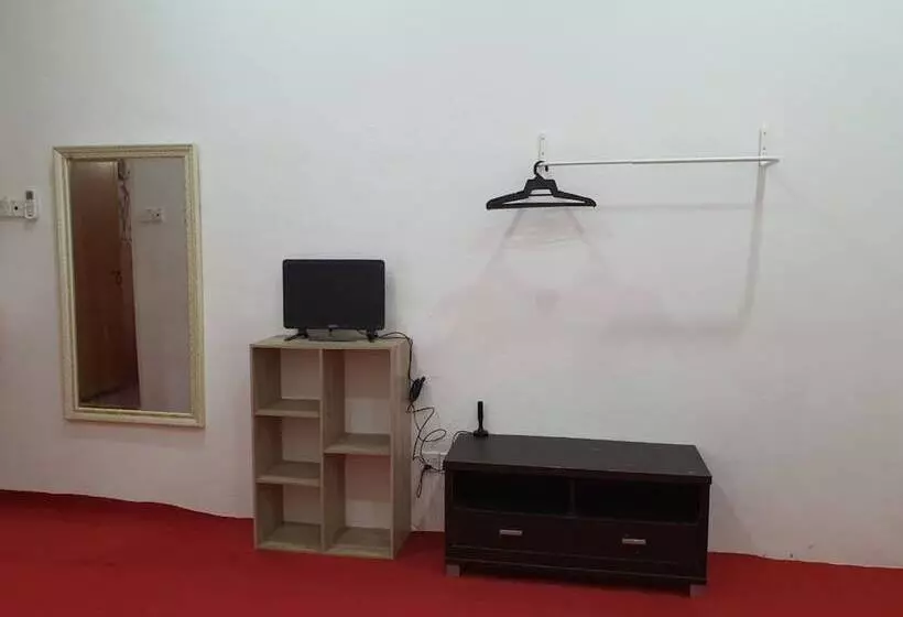 Hotelli Oyo 90404  Z Dirgahayu 313