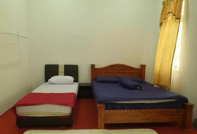 Hotelli Oyo 90404  Z Dirgahayu 313