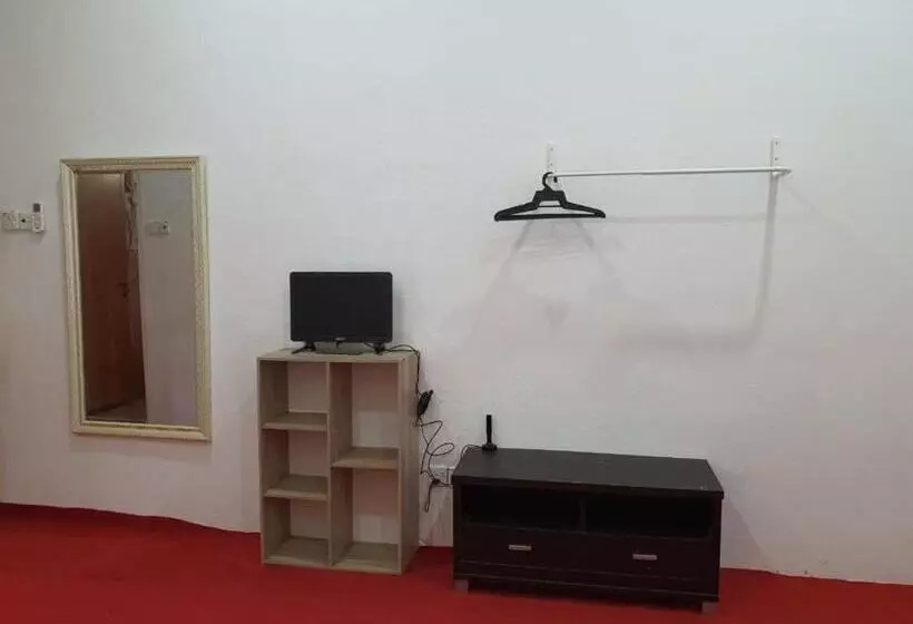 Hotelli Oyo 90404  Z Dirgahayu 313