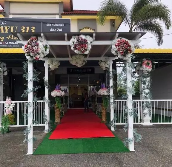 Hotelli Oyo 90404  Z Dirgahayu 313