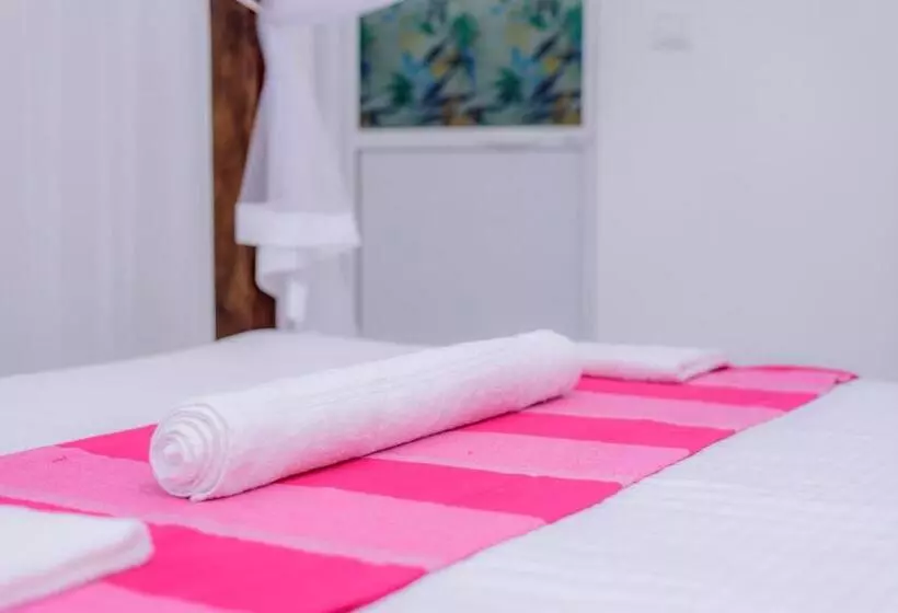 Hotelli Scenery River Star