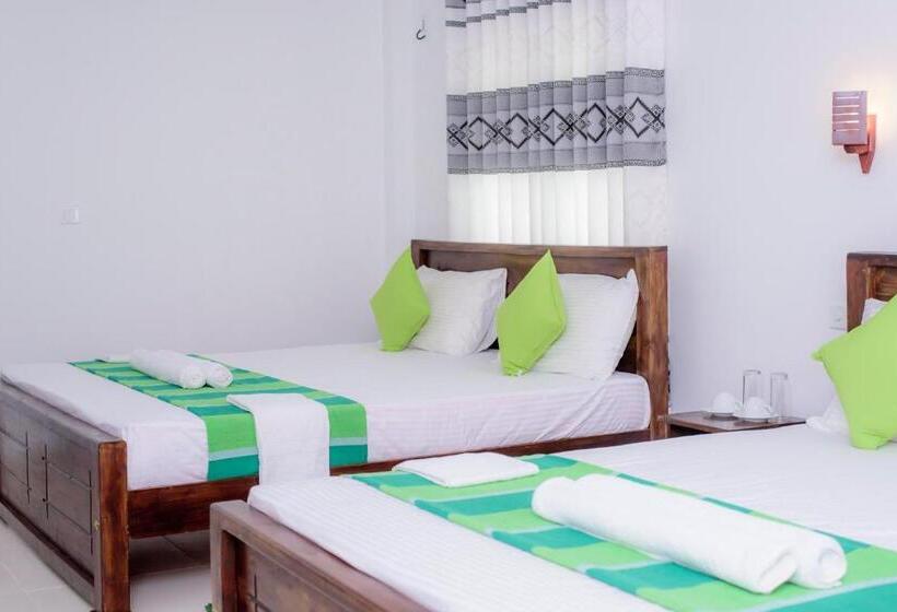 酒店 Scenery River Star