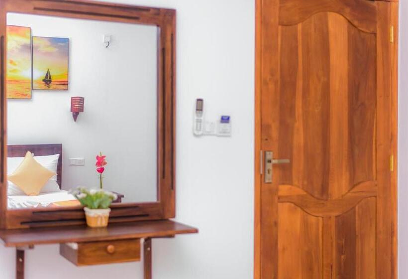 فندق Scenery River Star