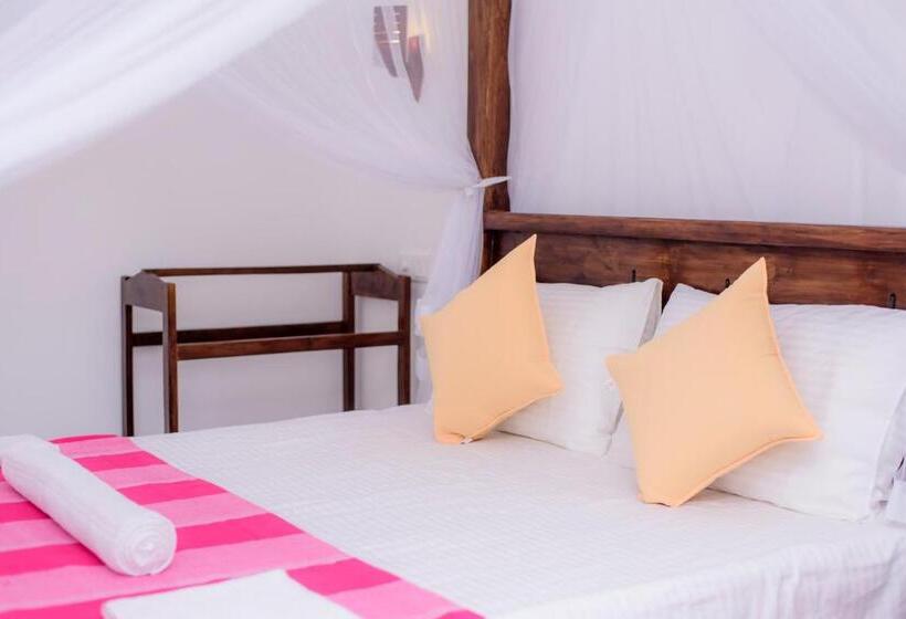 فندق Scenery River Star