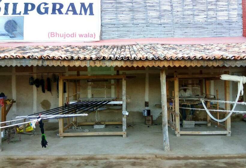 בית מלון כפרי Shilpgram