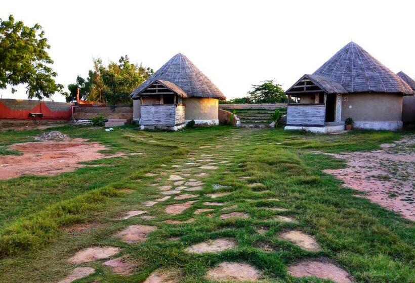 בית מלון כפרי Shilpgram