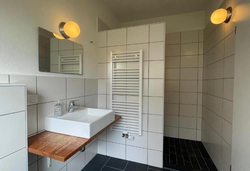 בית מלון כפרי Die Strumpffabrik Guesthouse