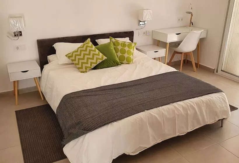 ペンション Casa Rainbow Boutique Bed & Breakfast
