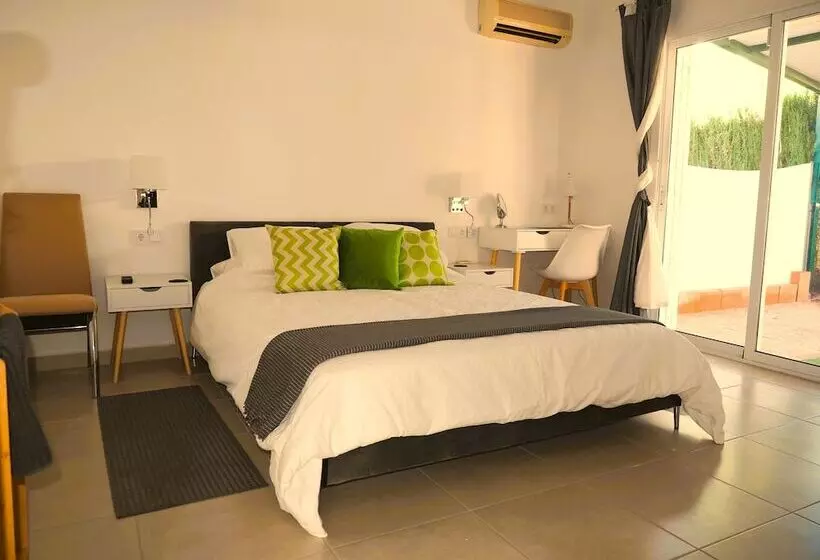 ペンション Casa Rainbow Boutique Bed & Breakfast