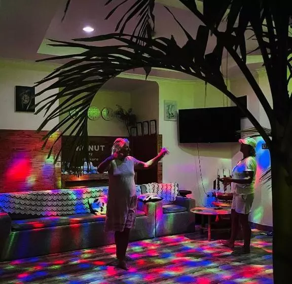 پانسیون Konut By Thakuru