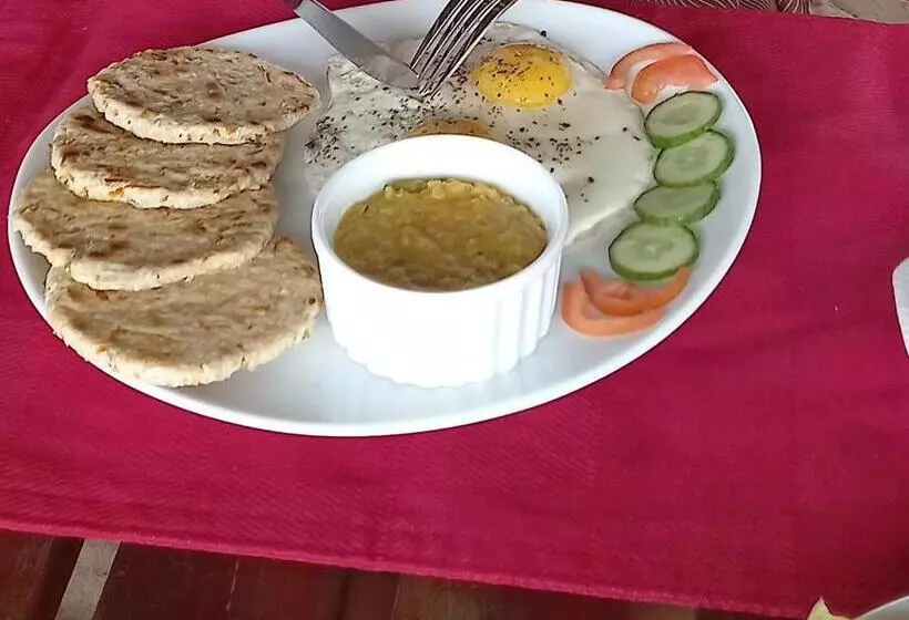 ペンション La Vira Beach Villa