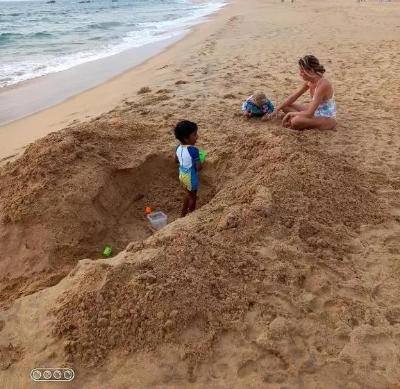 ペンション La Vira Beach Villa