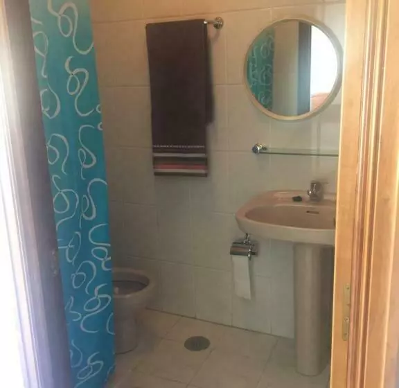 پانسیون Residencia Universidad