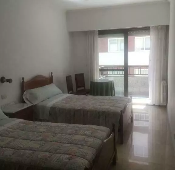 پانسیون Residencia Universidad