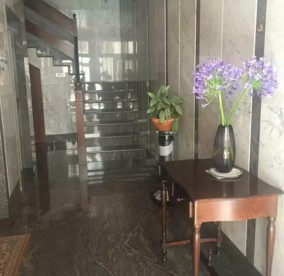 پانسیون Residencia Universidad