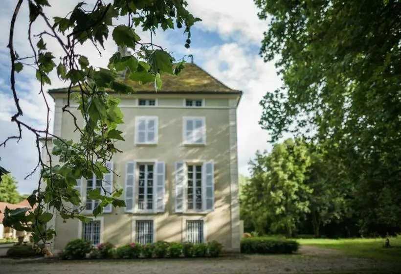 Aamiaismajoitus (B&B) Château Armand Heitz   Domaine Armand Heitz